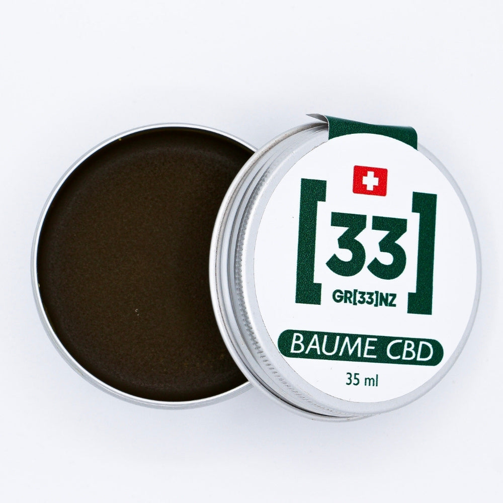 Photo du baume au CBD bio GR33NZ, conçu à partir de chanvre cultivé en agriculture biologique. Produit naturel pour le soin et la détente quotidienne.